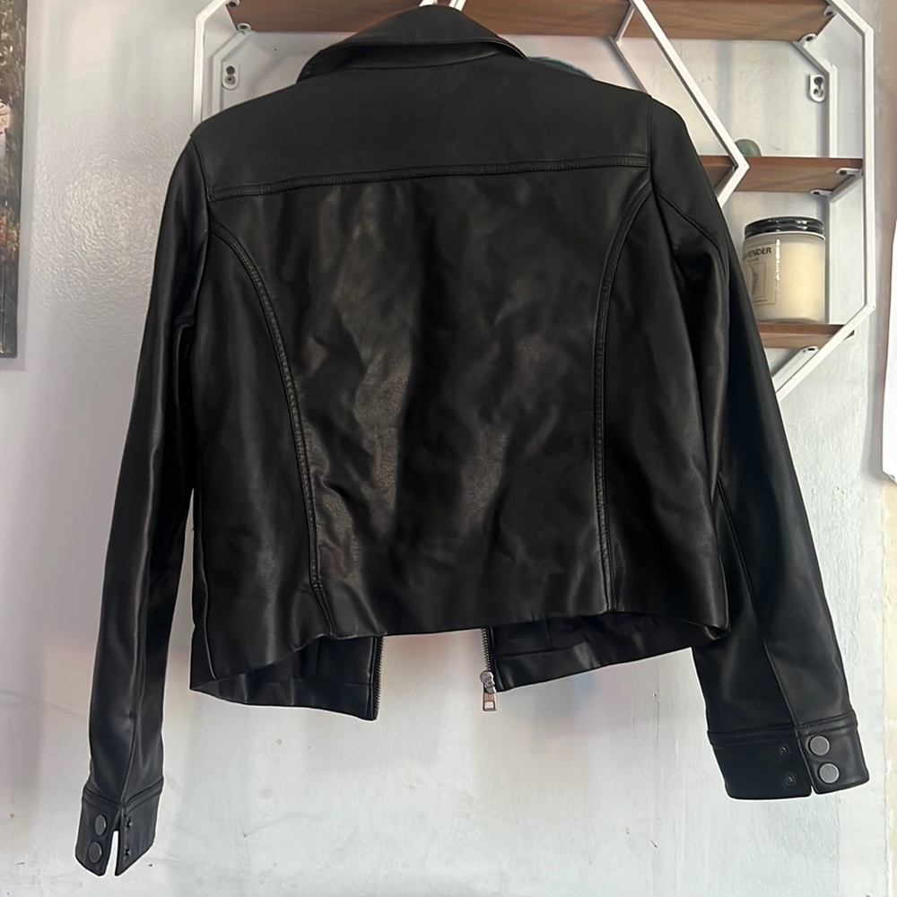 Like new! Wore once! Banana Republic Women leather jacket Size M